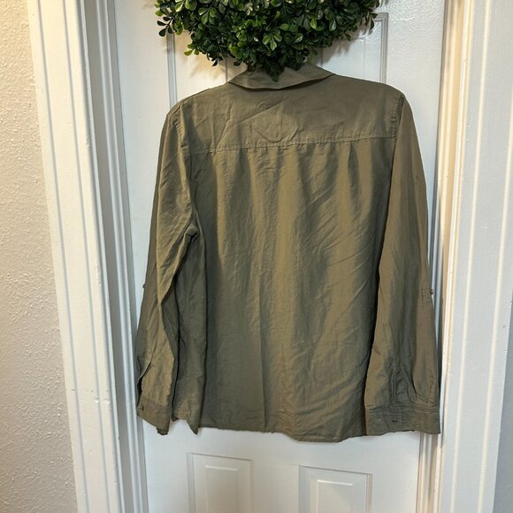 Chicos Green Silk/Cotton Blend Long-sleeved Button Down-Size 2 - Picture 2 of 5